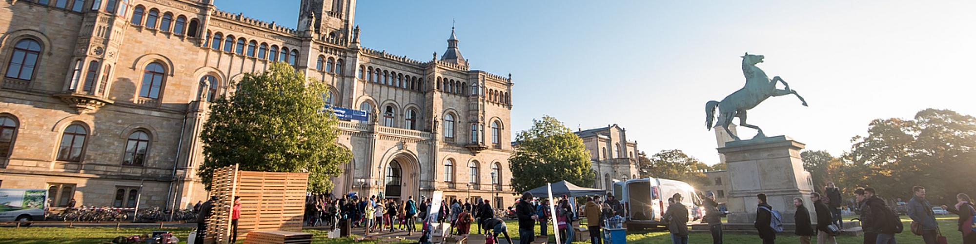 Gottfried Wilhelm Leibniz Universität Hannover